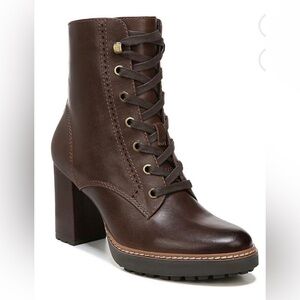 NATURALIZER Brown Platform Callie Almond Toe Block Heel Zip-Up Leather Boots-10